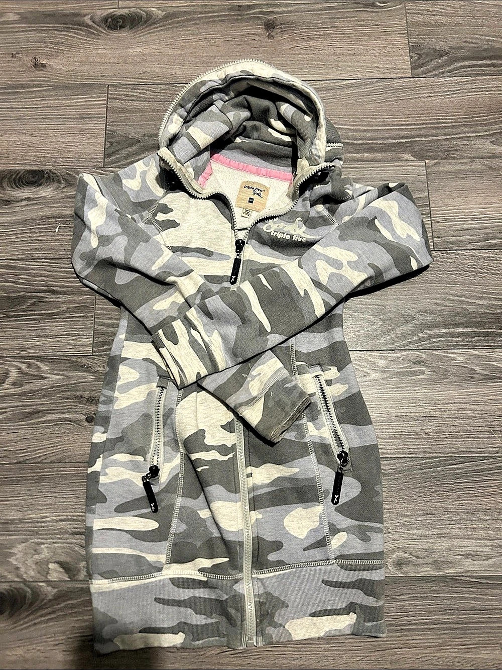 Triple Five Soul Long Camo Hoodie Small